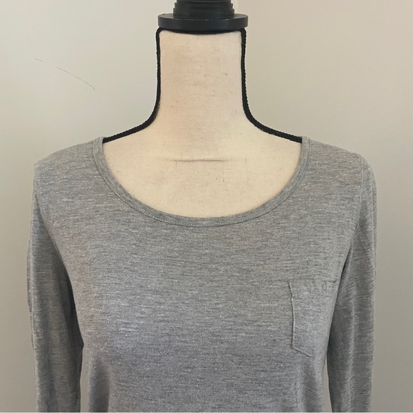 Zoey & Beth Long Sleeve T-Shirt Medium Gray Roll Tab Round‎ Neck Fall Basic Tee - Picture 5 of 10